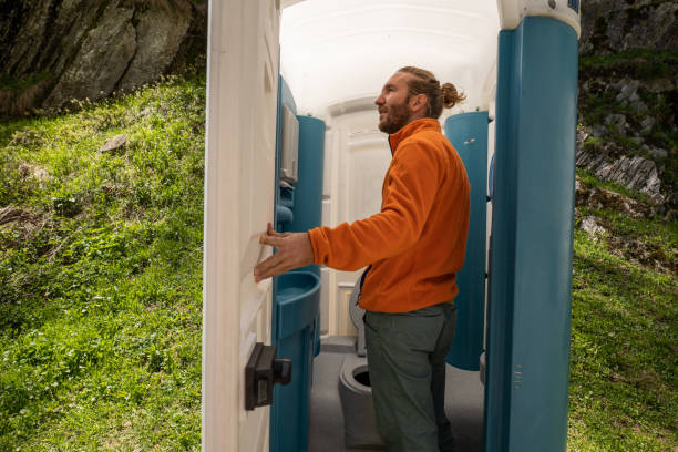Portable Toilet Options We Offer in Hendersonville, NC