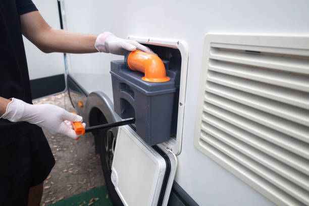Porta potty delivery and setup in Hendersonville, NC