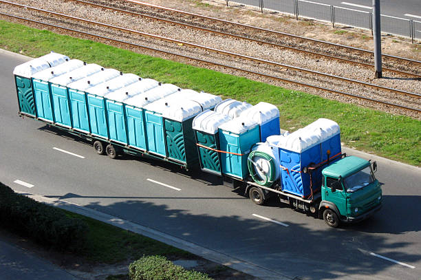 Porta potty delivery and setup in Hendersonville, NC